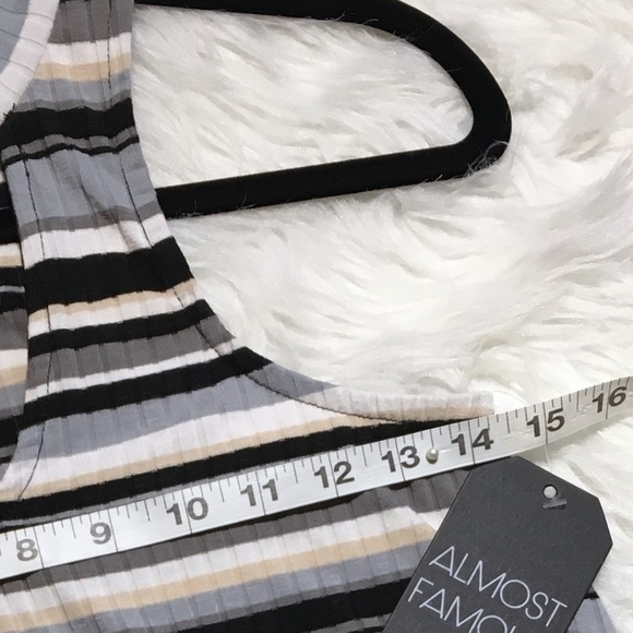 Almost Famous Keyhole Mock Neck Striped Top - Picture 7 of 8